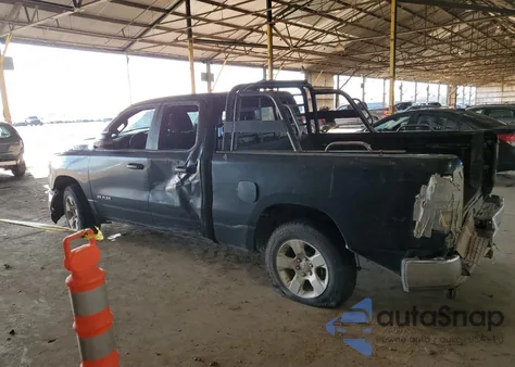 2022 Ram 1500 Big Horn/Lone Star из США, поврежденный, VIN 1C6RRFBG3NN293341